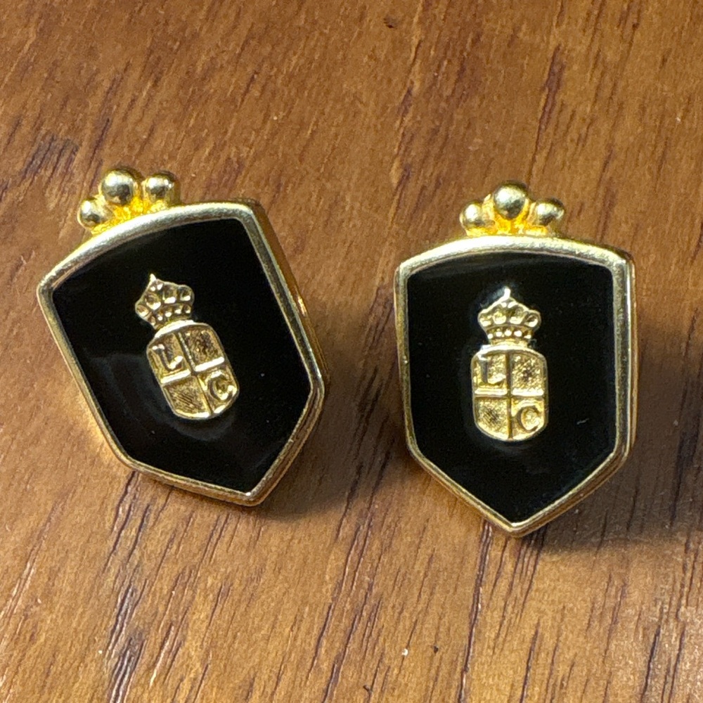 Vintage Pierced Earrings Crown Shield Crest Logo Black & Gold Toned NEVER WORN
